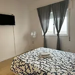 Grand Sasimi House Affittacamere