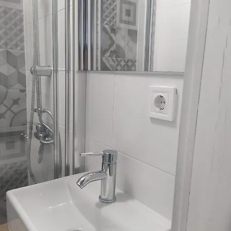 Grand Sasimi House Pensjonat 3*