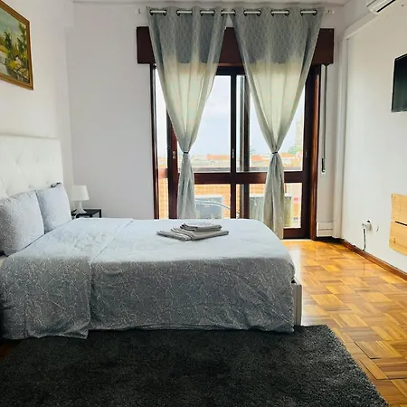 Grand Sasimi House Pensjonat 3*