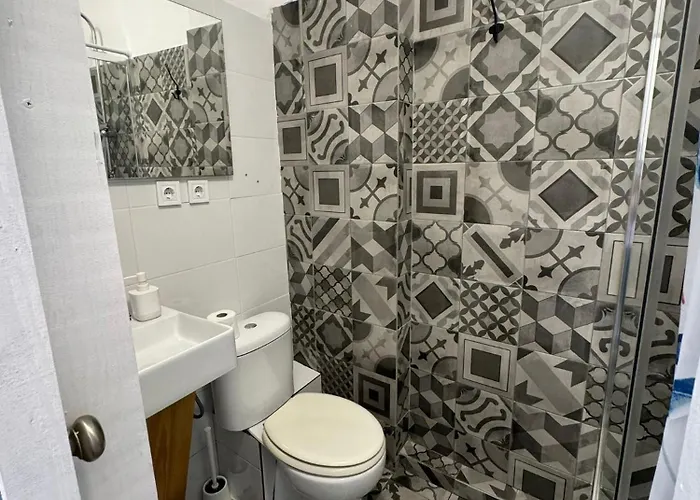 Grand Sasimi House Гостевой дом Порту