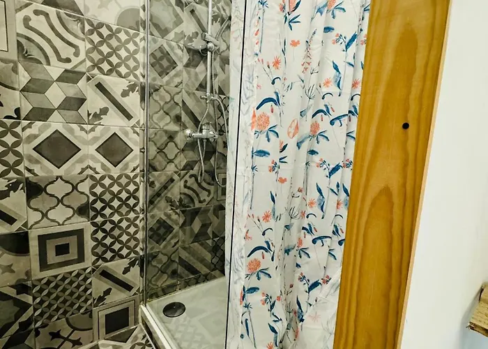 Гостевой дом Grand Sasimi House Порту